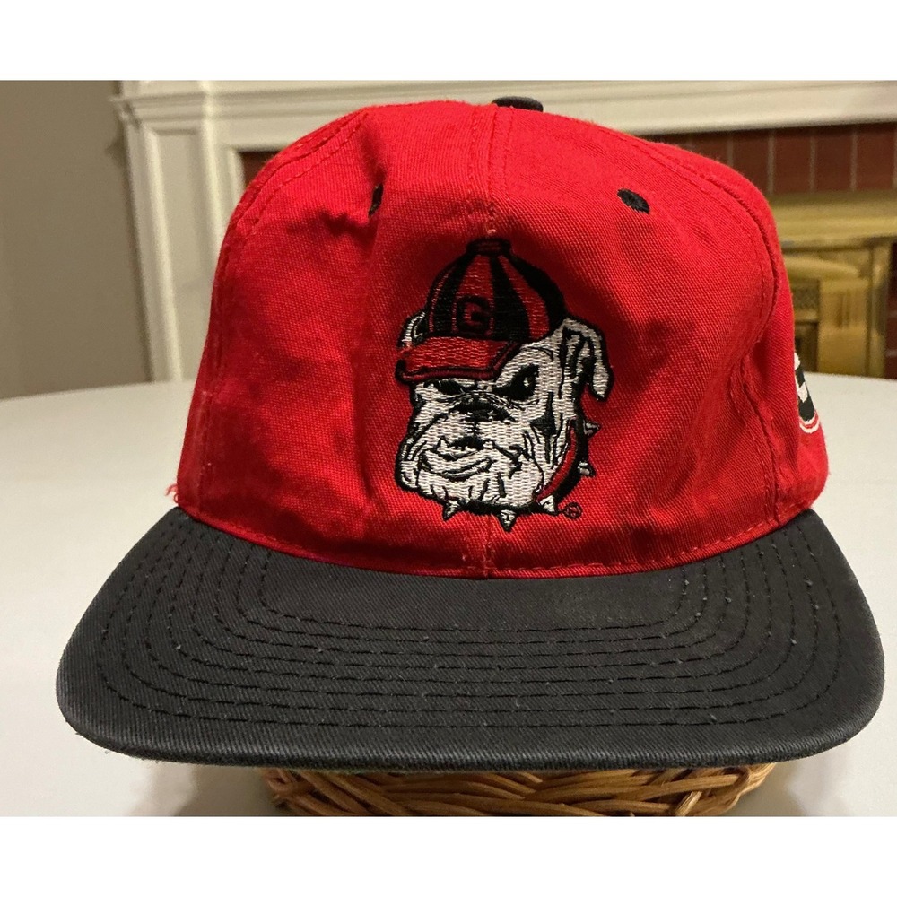 VTG USA Made 90s The Game UGA Logo Georgia Bulldogs Fitted Hat 7 1/4 Red Black